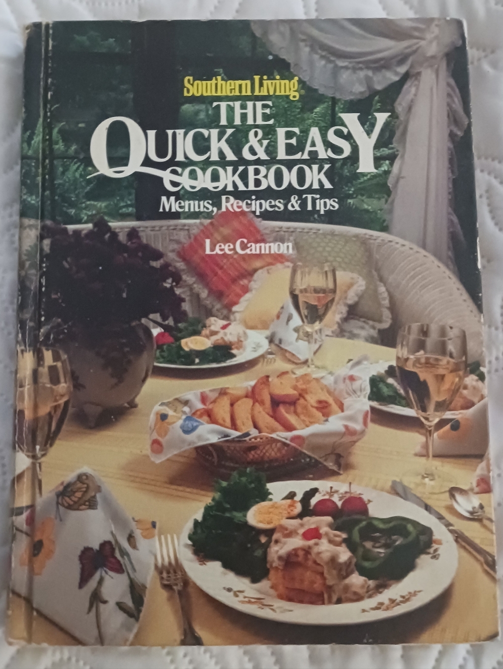 Southern Living Cookbook Vintage 1985 Hardcover Quick Easy Recipes